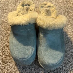 UGG Light Blue and Cream clogs